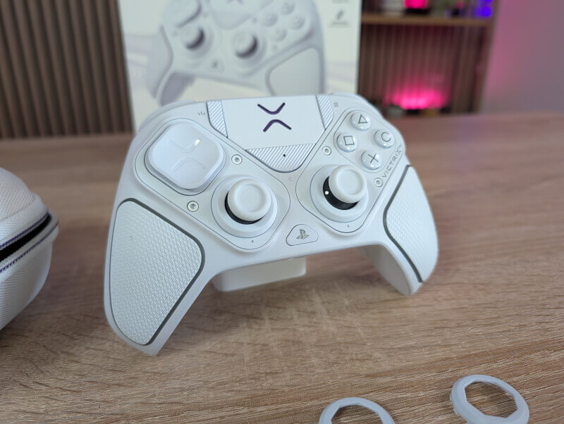 Victrix Pro BFG Reloaded knap